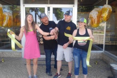 #HOMETOWN HUSTLE: Mike Hulen, Cassandra Vincelette, Larry and Amanda Hickerson| Square State Brewing Company