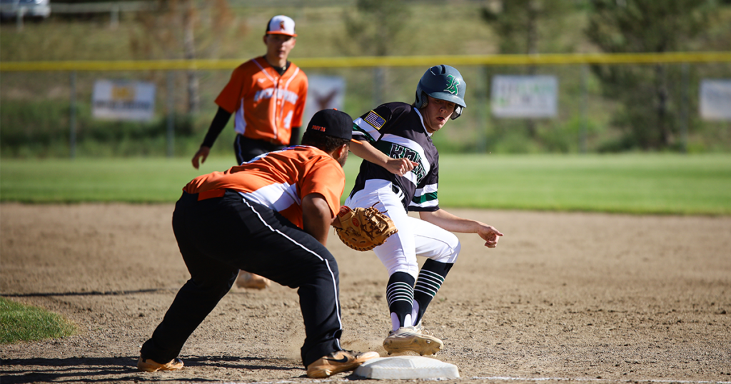 Knights, Sand Puppies Battle in Doubleheader