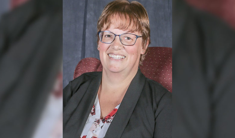 Lindsey Travis – D