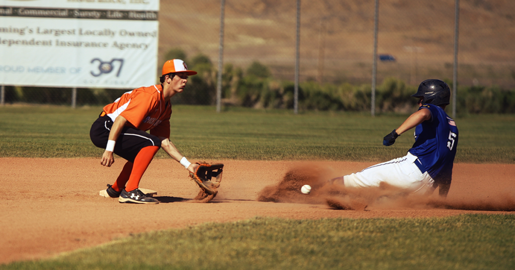 Walk-off Victory Leads to Split Doubleheader Between Sand Puppies and Outlaws