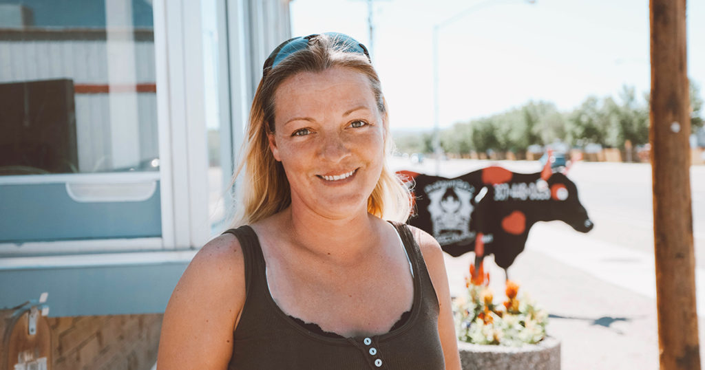 #HOMETOWN HUSTLE: Stephanie Green | ThatGurl307 Auto Cleaning