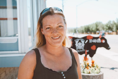 #HOMETOWN HUSTLE: Stephanie Green | ThatGurl307 Auto Cleaning