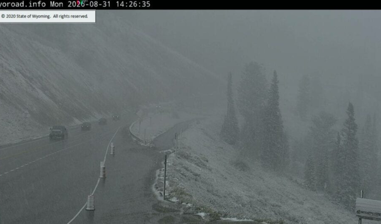 PHOTOS: Cold Front Brings Snow to Wyoming, Freeze Warning Issued
