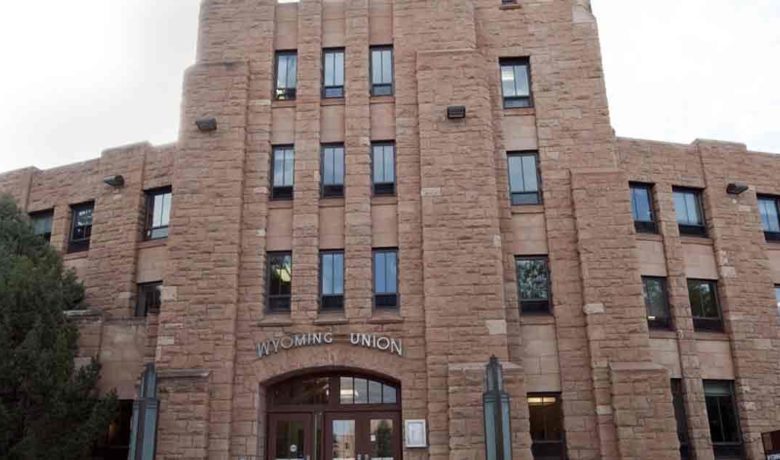 UW Announces Local Dean’s Honor Roll Students