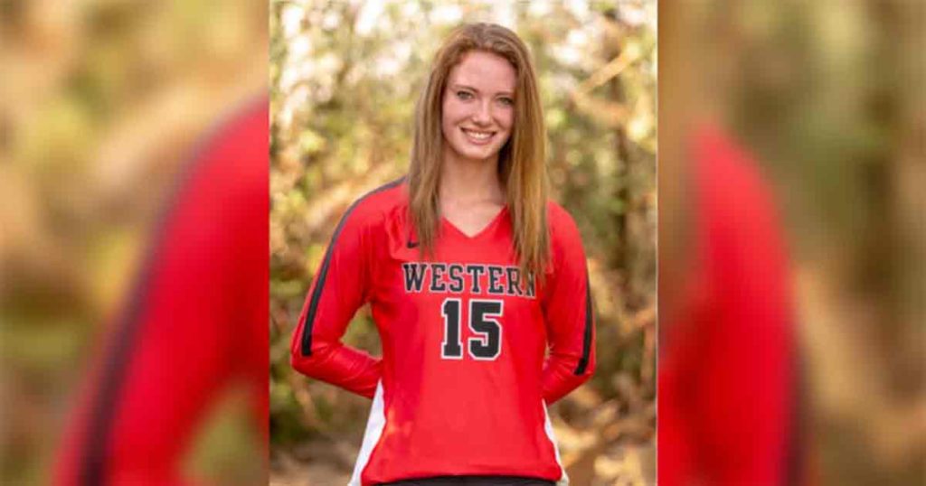 Family Hosts Candlelight Vigil in Remembrance of Cayleigh Welch