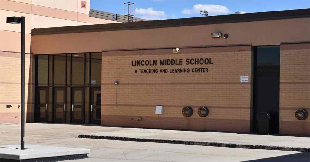 Three GR Schools Have More Than 20 Students Quarantined