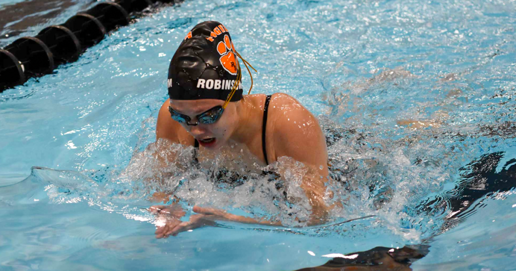 Robinson-Kim Wins State Title; Lady Tigers Finish Top Five at State Meet