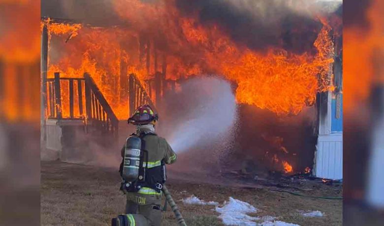 PHOTOS: Evanston Fire Crews Put out 2 Fires This Morning