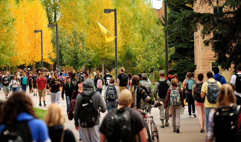 UW Administration Proposes Schedule for 2021 Spring Semester
