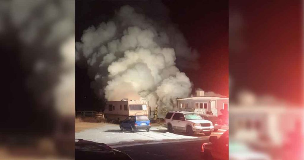 Evanston Fire Department Puts out Structure Fire