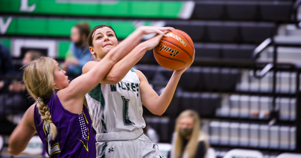 Wolves Open Up Flaming Gorge Classic Against Camels