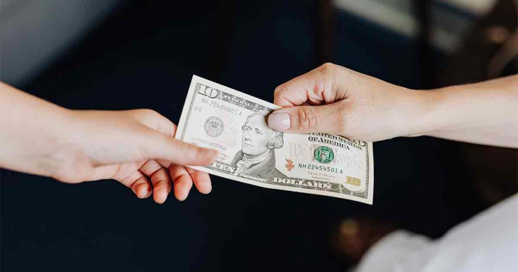 Police Are Investigating Counterfeit Bills Circulating in Green River