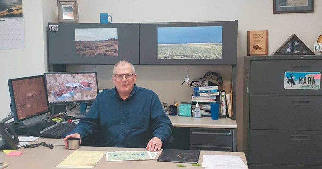 Mayor Rust Commends Kot for 38 Years of Service to Sweetwater County Residents
