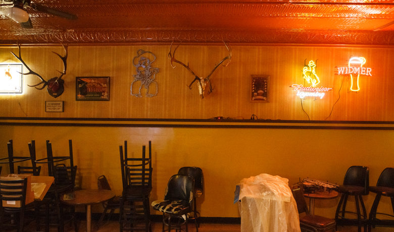 Bars and Restaurants Ordered to Close at 10pm With Recent Changes