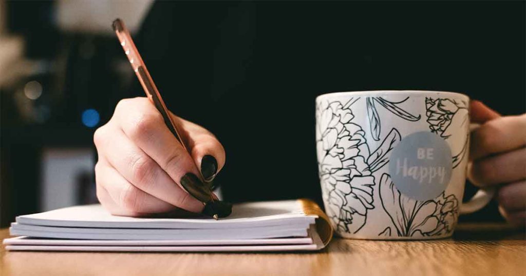 Wyoming Writers Can Now Apply for Writing Awards