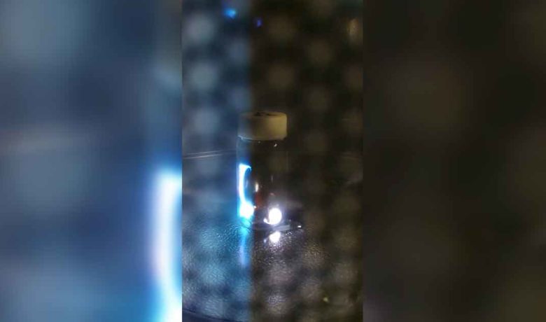 Microwave Oven Used to Turn Coal Powder into Graphite