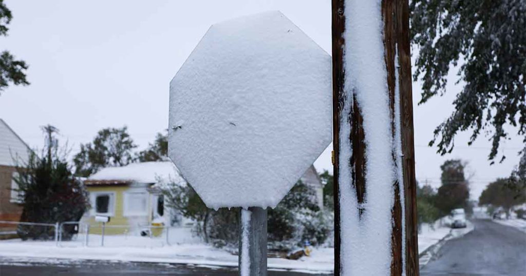 Wyoming’s Interstates, Highways to Encounter High Winds, Snowy Conditions