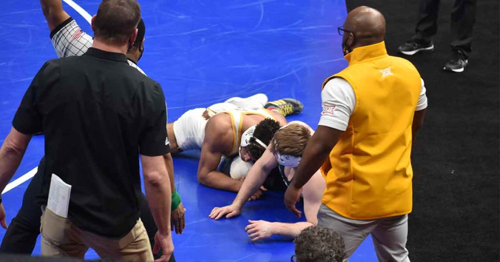 UW Wrestler Finishes Eighth at NCAA Championships