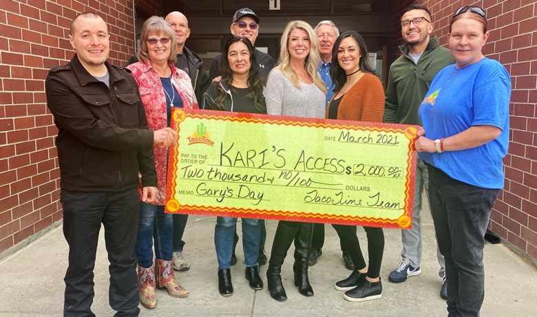 Gary Collins Memorial Fundraiser Raises $2,000 for Kari’s Access Awards