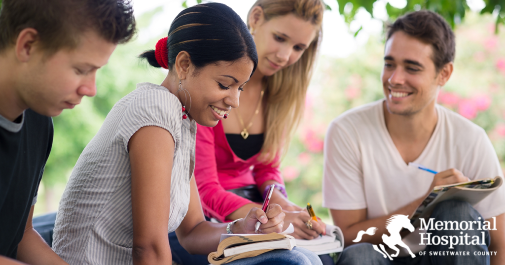 2021 Graduating Seniors–Apply for MHSC Scholarships Today!