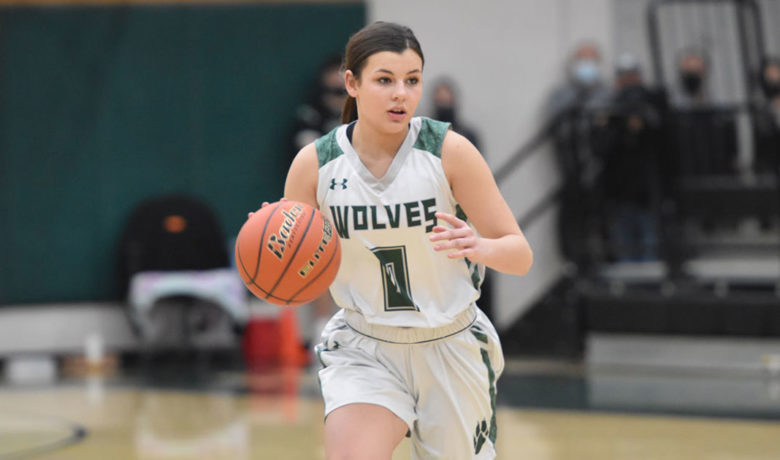 Lady Wolves Place Second at Regionals; Wolves Beat Tigers for Third