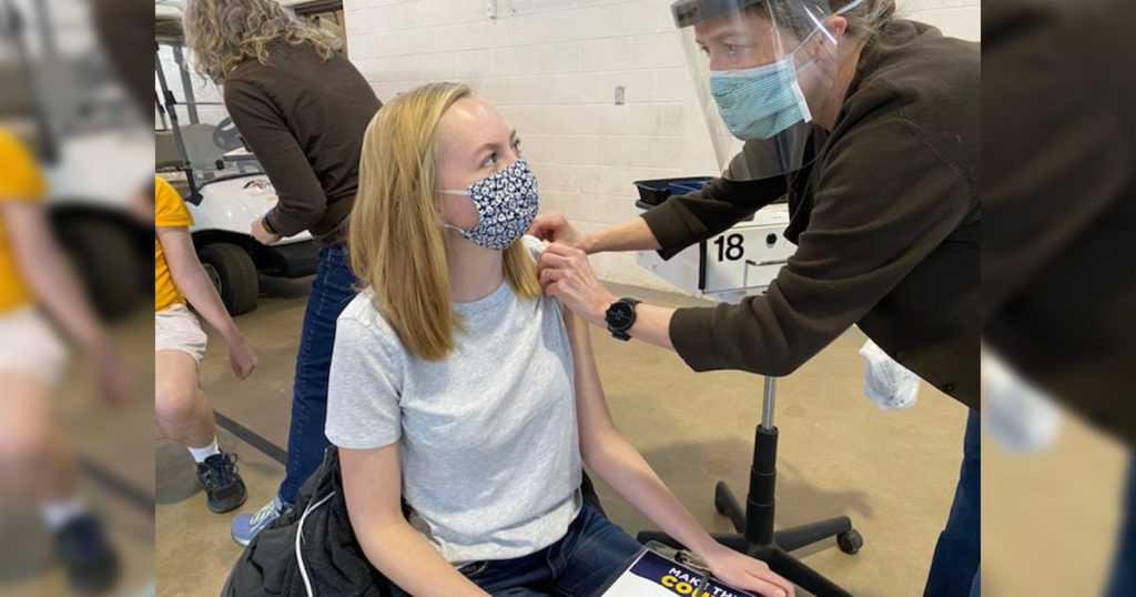 All UW Students Now Eligible for COVID-19 Vaccine