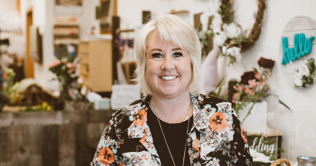#HOMETOWN HUSTLE: Tracy Hafner | Save The Date Flower & Wedding Studio
