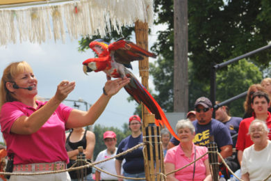 Wildlife Wendy Brings Exotic Animals to Wyoming’s Big Show