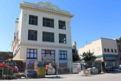 First Security Bank Building Purchase Agreement Again on Rock Springs Agenda Tuesday