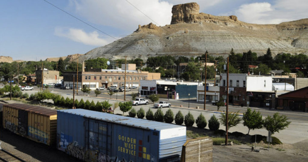 Unemployment Rate Falls in Sweetwater County in July