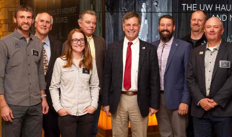 Muley Fanatic Foundation Gives UW $250,000 to Support Mule Deer Research