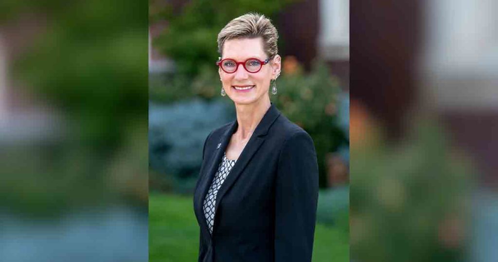 Marlene Tromp Named One of UW’s Distinguished Alumni