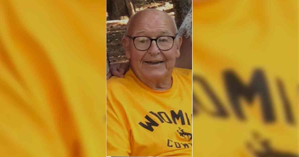 Daniel Peter Carlson (August 10, 1938 – December 19, 2021)