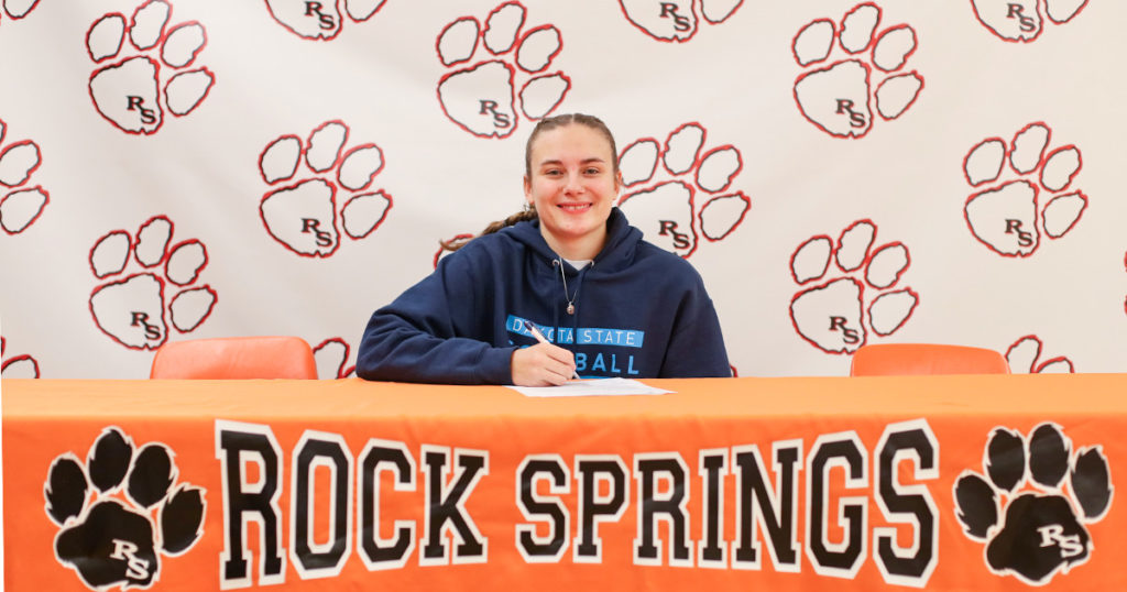Walker Signs With Dakota State University Softball
