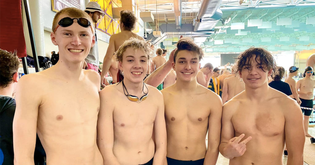 Tigers, Wolves Compete at Gillette Invite