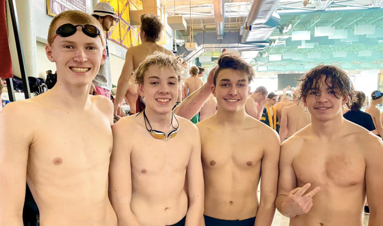 Tigers, Wolves Compete at Gillette Invite