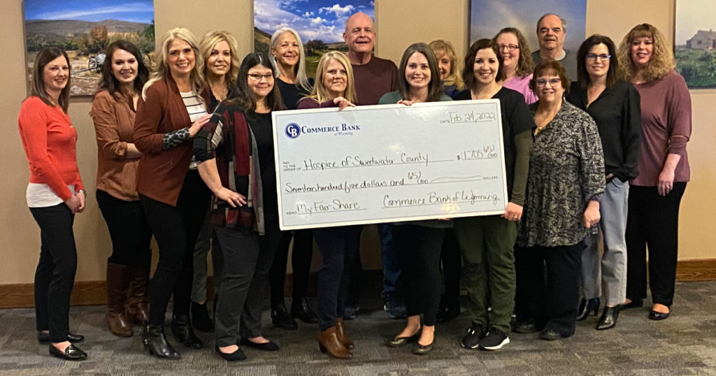 Commerce Bank Employees Make Generous Donation to Local Hospice