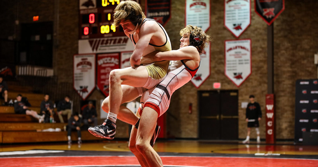 Powering Up: Mustangs Eager to Shine at 2022 NJCAA Wrestling Championships