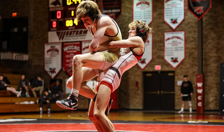 Powering Up: Mustangs Eager to Shine at 2022 NJCAA Wrestling Championships