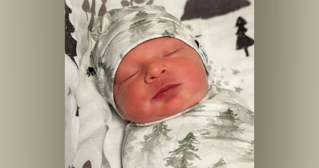 Birth Announcement: Elliot Lamont Hefner