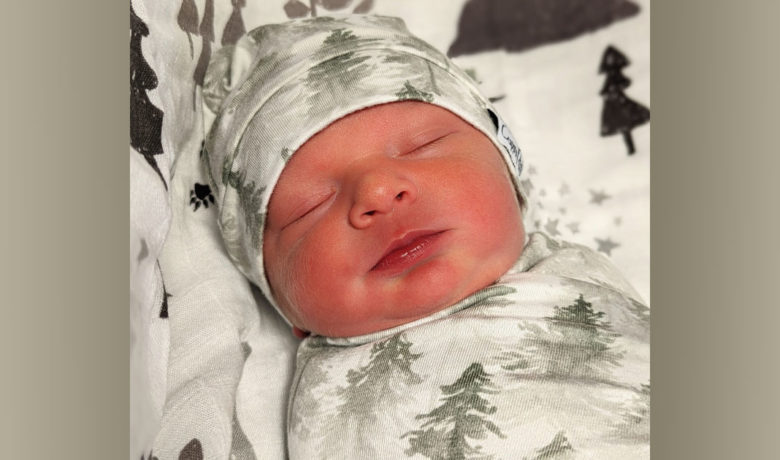Birth Announcement: Elliot Lamont Hefner