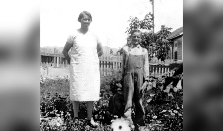 Museum Discovers Photograph of Mother with Her Son, Who Later Became Sheriff