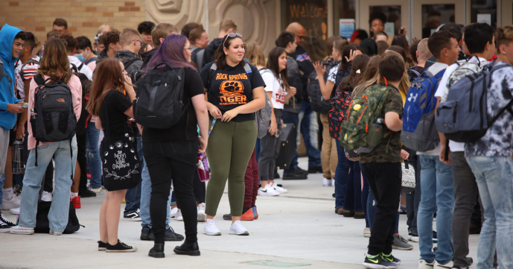 #ANSWERED: 52 Percent of People Surveyed Prefer 5-Day School Week