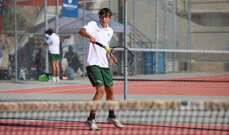 Wolves Tennis Dominates Against Torrington
