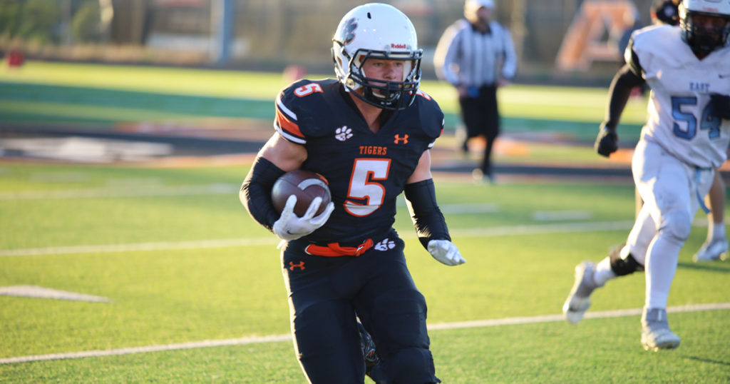 Postgame Thoughts: Mistakes Equate to Tigers Beating Themselves Against Thunderbirds