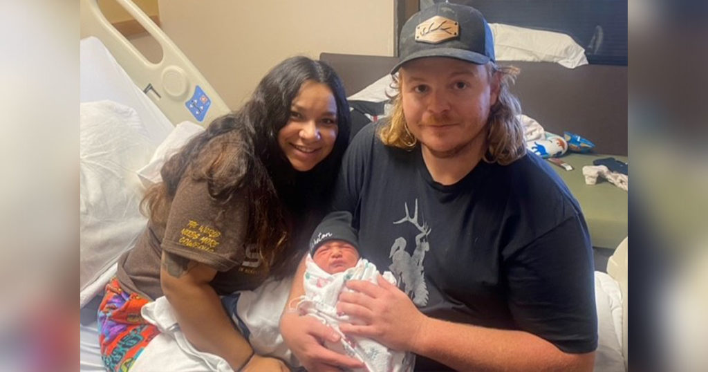 American Legion 24 Gives First Baby Born after Veterans Day a Gift Basket