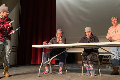 Actors’ Mission to Perform ‘Silent Sky’