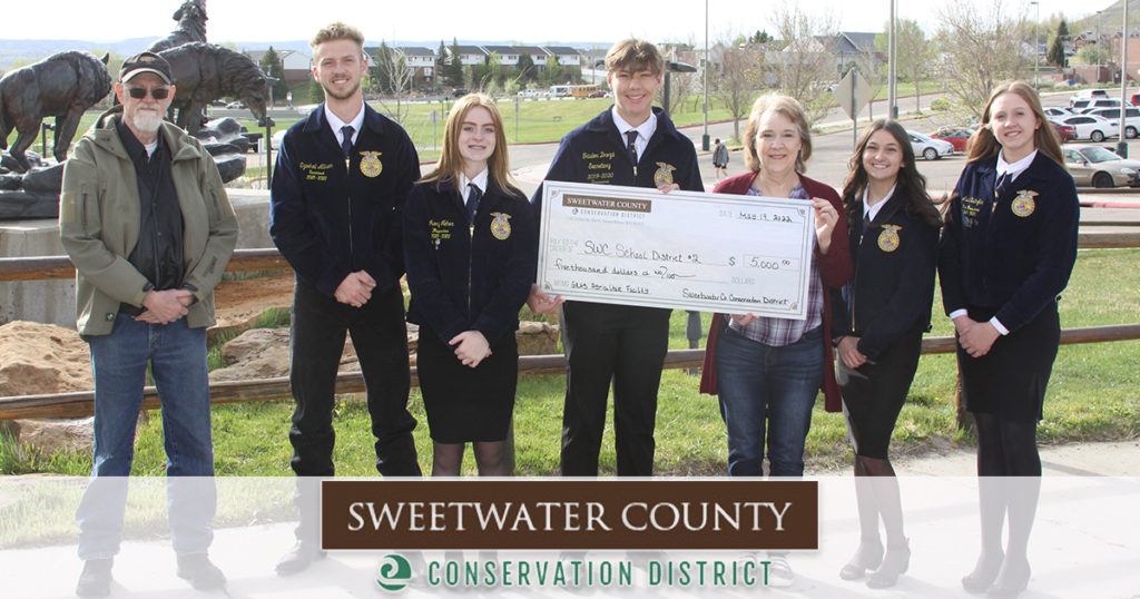 Apply for Sweetwater County Conservation District’s Community Enhancement Grant