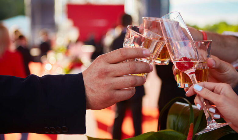 Concerns Raised Over Ordinance Allowing Residents to Carry Alcoholic Beverages Downtown