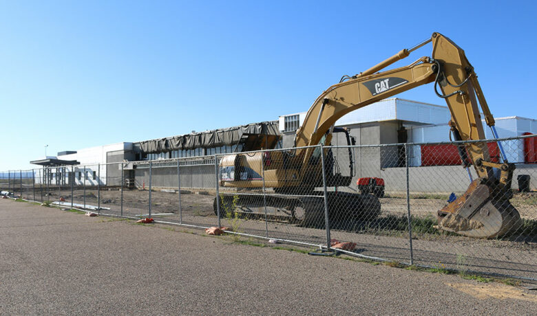 SweetwaterNOW News Show: Temporary Airport Terminal